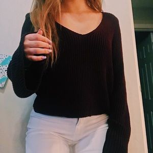 Knitted long sleeve crop top